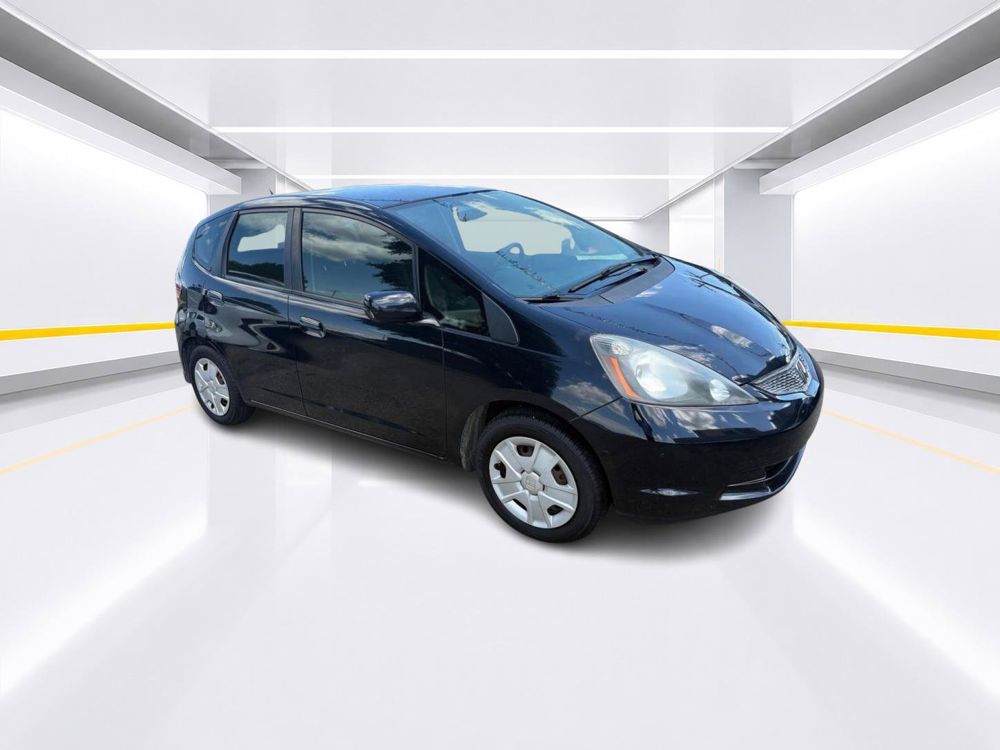 Used 2012 Honda Fit image 2
