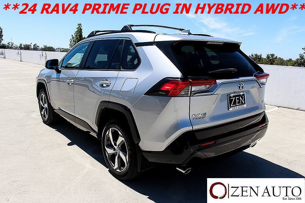 Used 2024 Toyota RAV4 SE w/ Weather & Moonroof Package AWD/4WD image 6