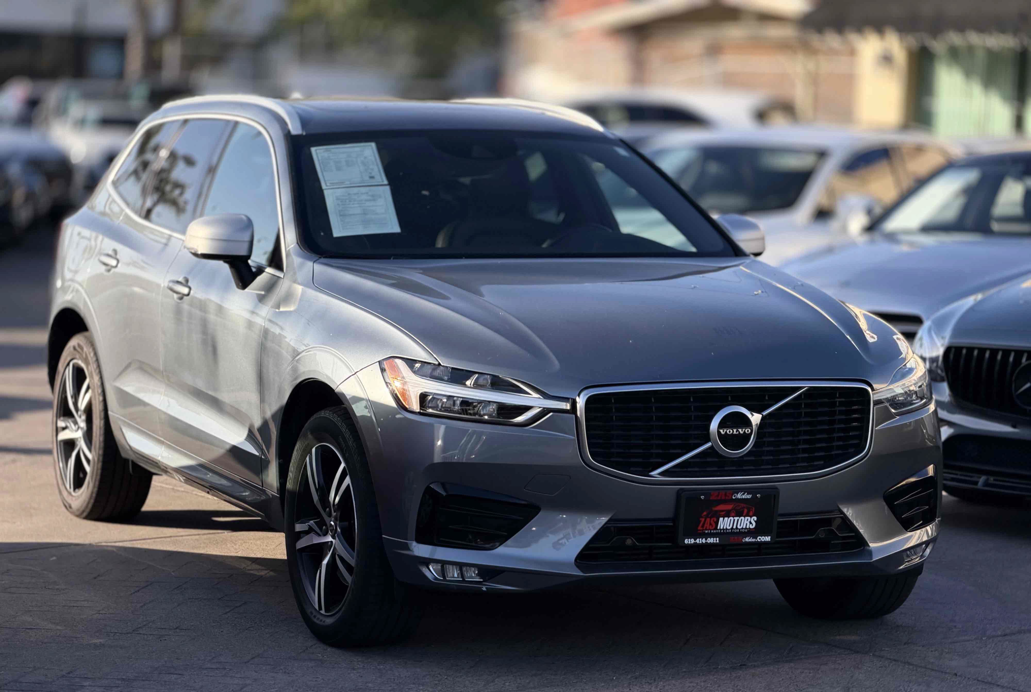 Used 2018 Volvo XC60 T6 R-Design AWD/4WD image 7