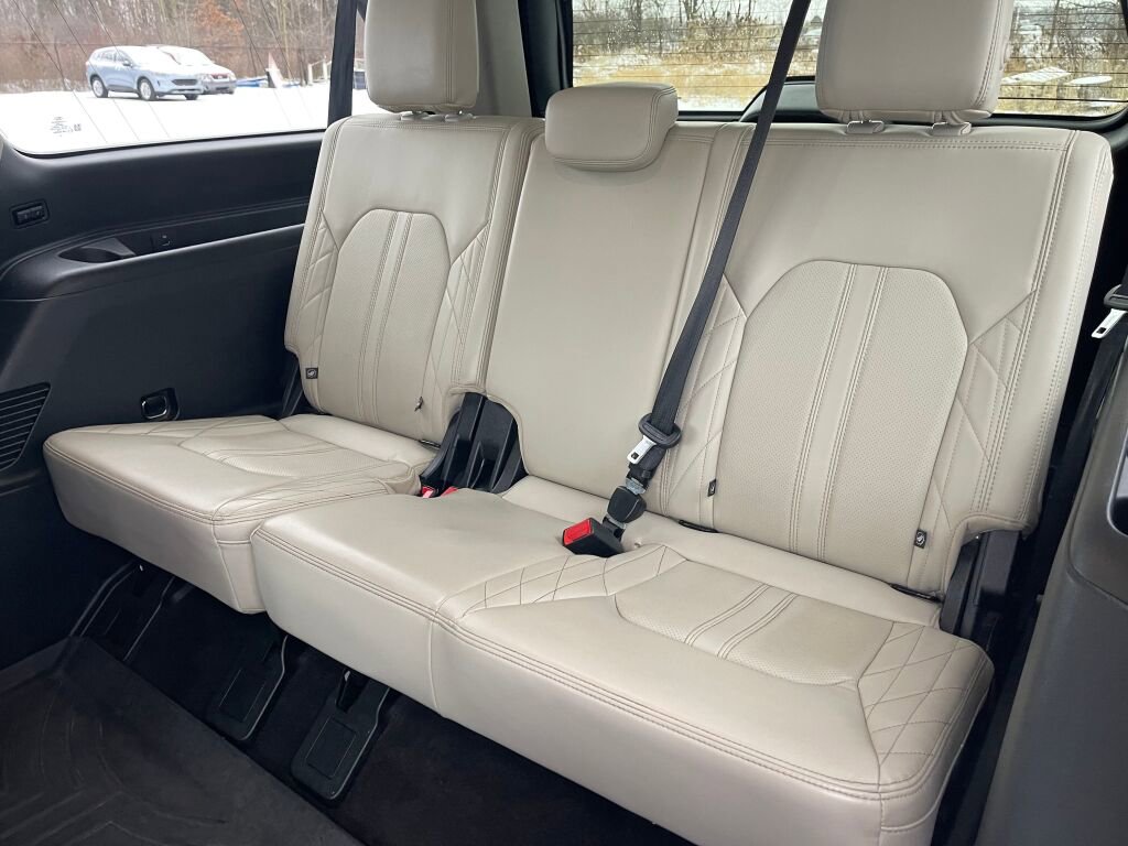 Used 2019 Ford Expedition Max Platinum image 15