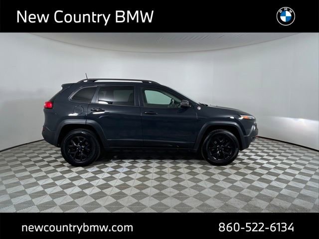 Used 2017 Jeep Cherokee Trailhawk w/ Comfort/Convenience Group image 8