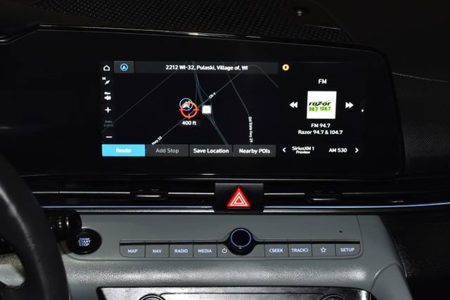 Used 2025 Hyundai Elantra Limited image 17