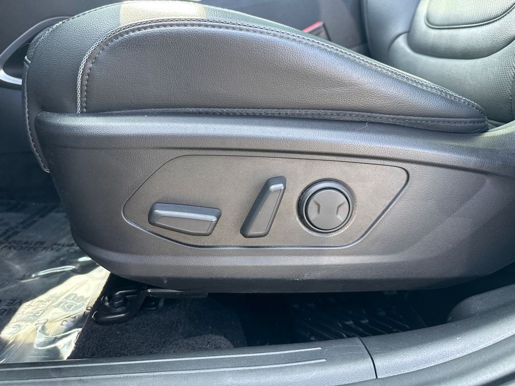 Used 2022 Hyundai Tucson Limited AWD/4WD image 20
