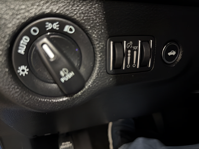 Used 2022 Dodge Challenger GT w/ Blacktop Package RWD image 18