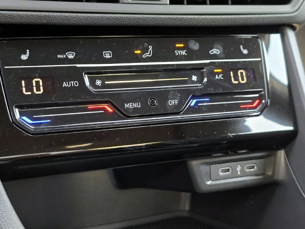 New 2025 Volkswagen Jetta Sport FWD image 16