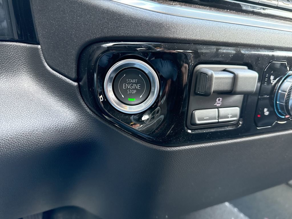 New 2026 GMC Sierra 1500 Elevation AWD/4WD image 17