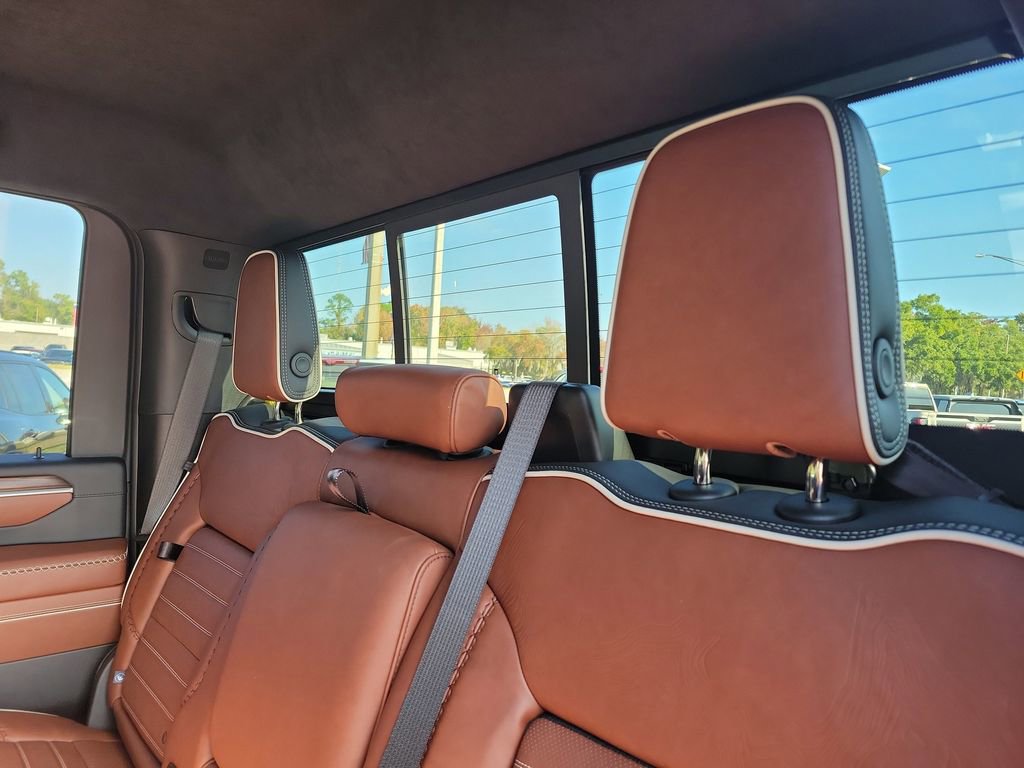 New 2025 GMC Sierra 3500 Denali Ultimate image 14