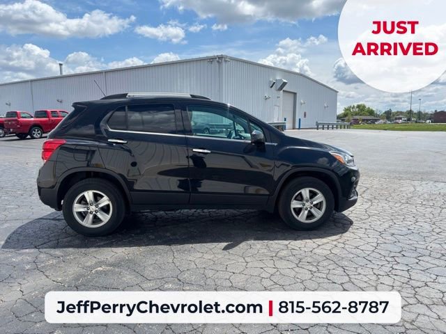 Used 2020 Chevrolet Trax LT w/ Driver Confidence Package AWD/4WD image 8