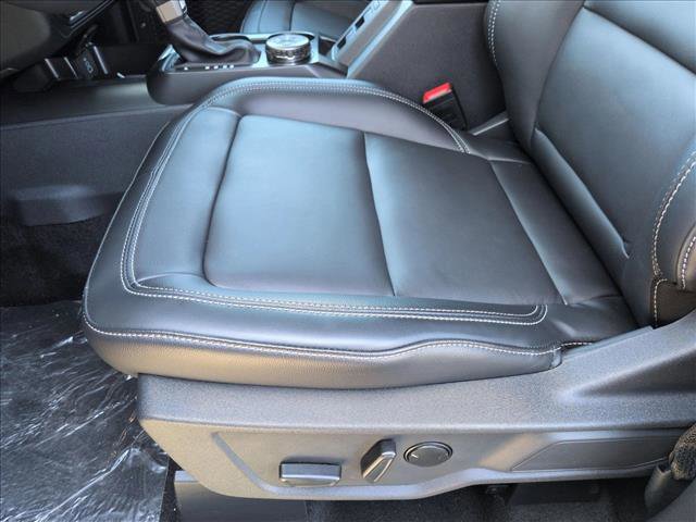 New 2026 Ford Bronco Outer Banks image 4