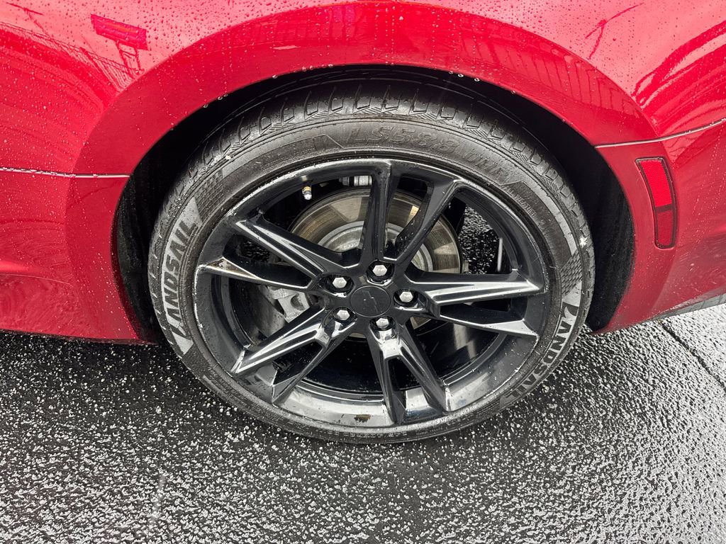 Used 2022 Chevrolet Camaro LT w/ RS Package image 18