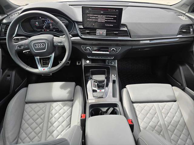 New 2025 Audi SQ5 Prestige image 18