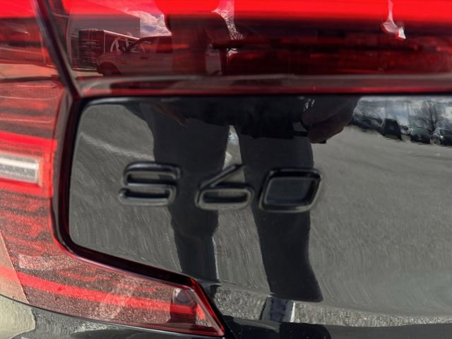 Used 2024 Volvo S60 B5 Plus image 32