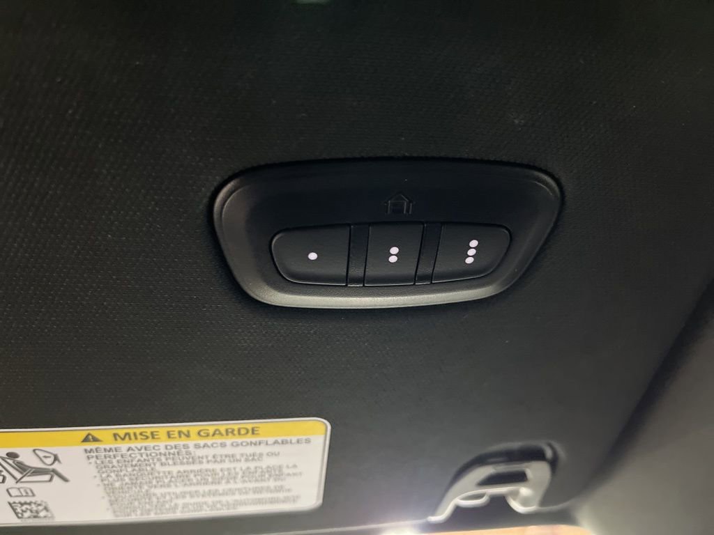 Used 2025 RAM 1500 Laramie image 22