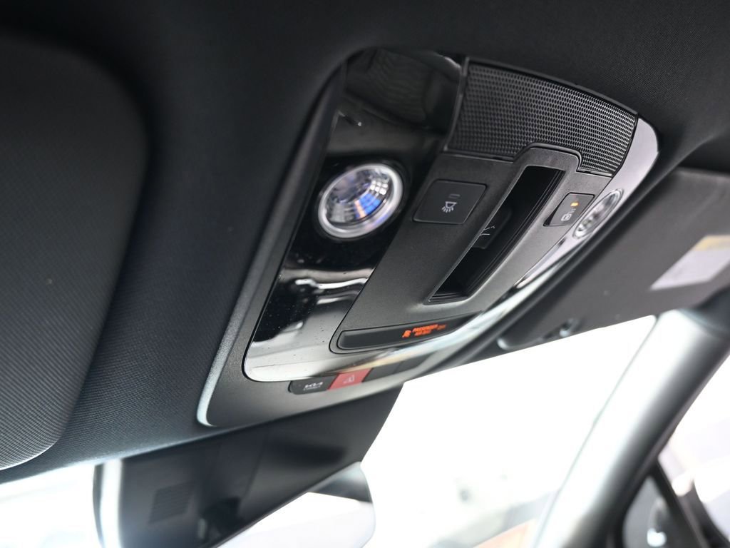 Used 2024 Kia Sportage X-Pro image 31