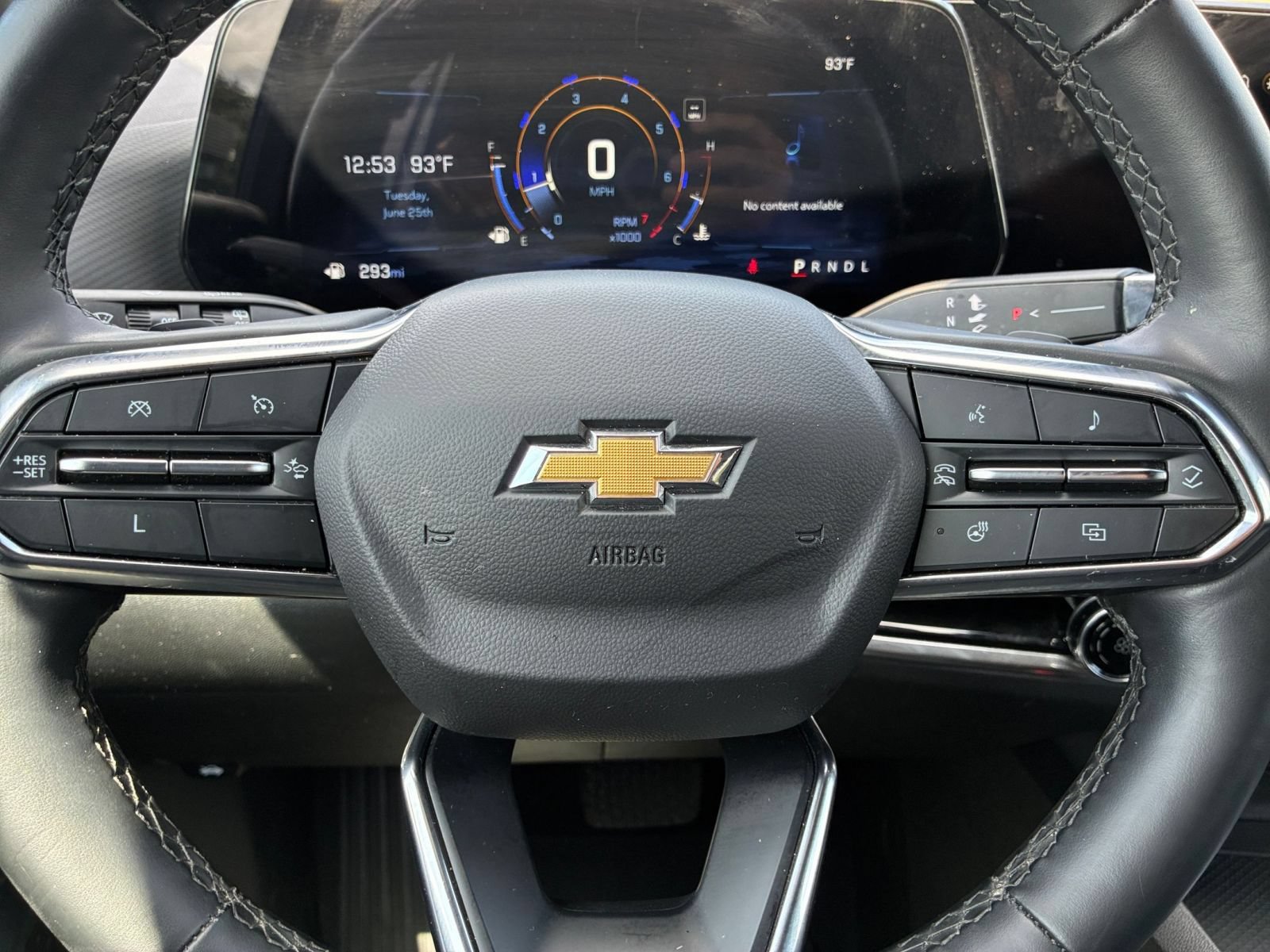 Used 2025 Chevrolet Equinox LT FWD image 23