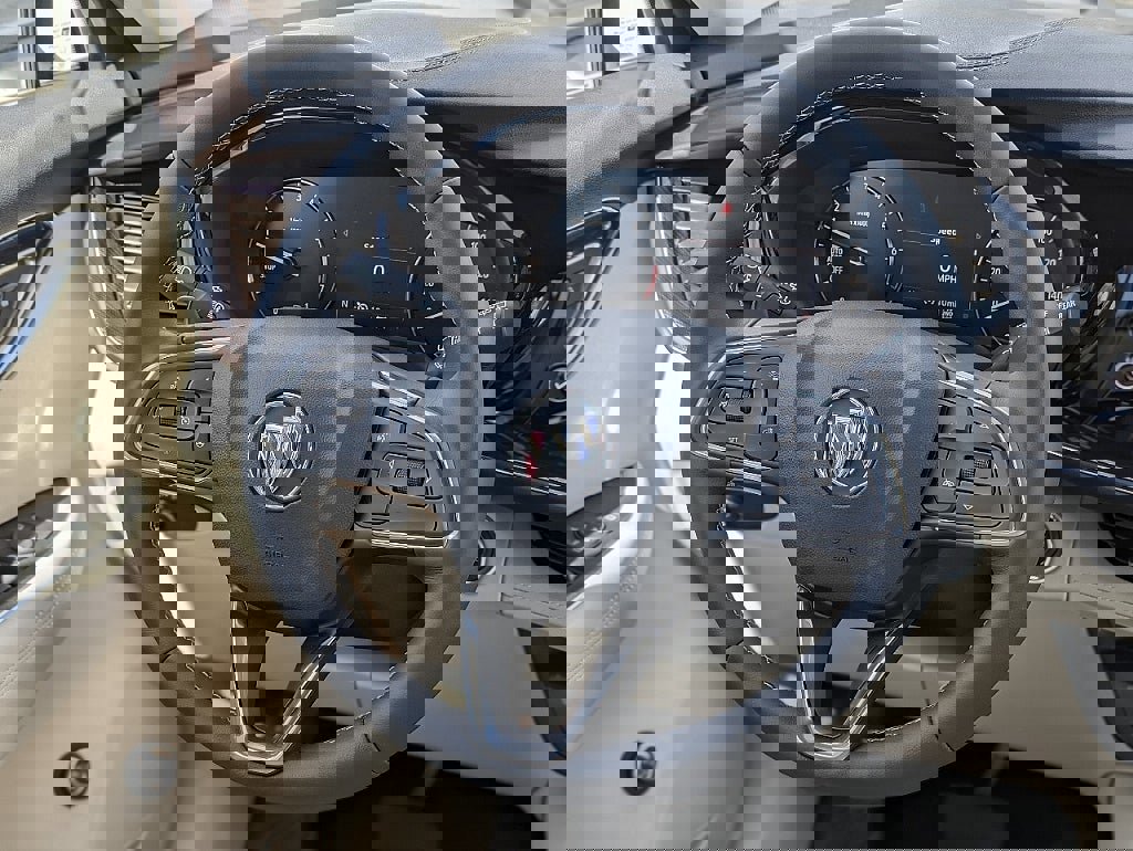 Certified 2023 Buick Envision Preferred image 31