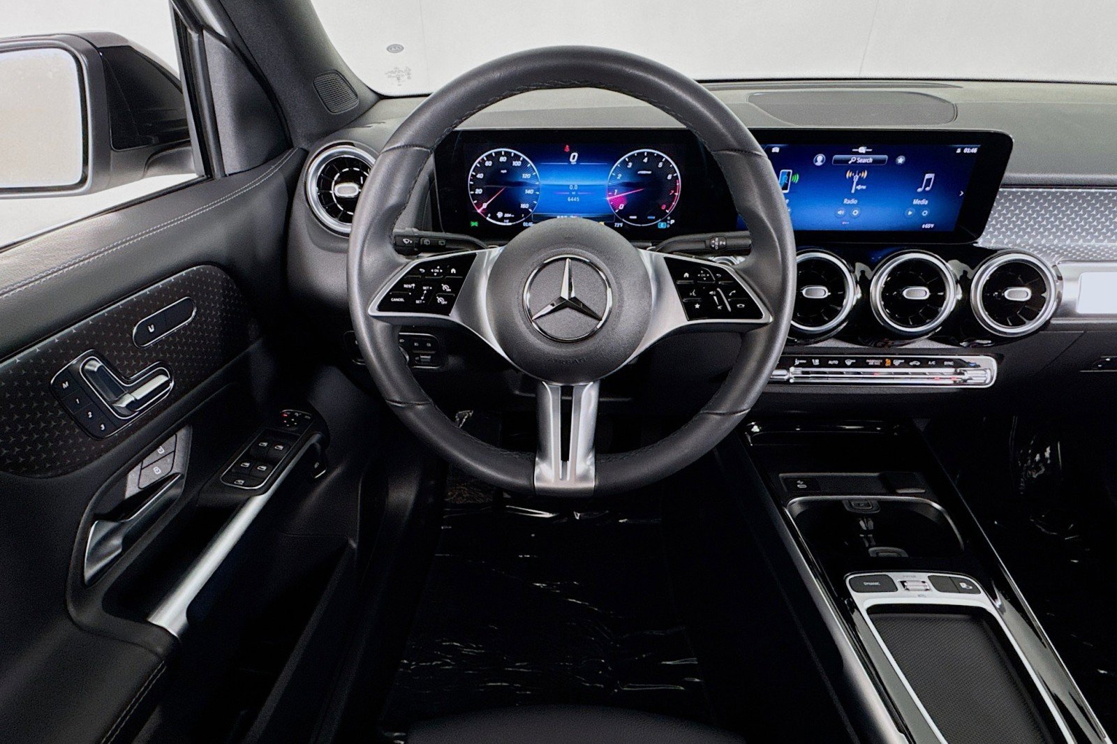 Certified 2026 Mercedes-Benz GLB 250 GLB 250 image 5