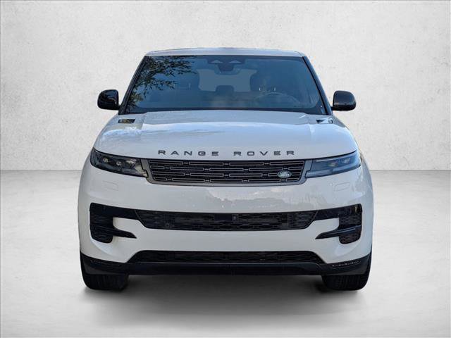Used 2025 Land Rover Range Rover Sport image 2