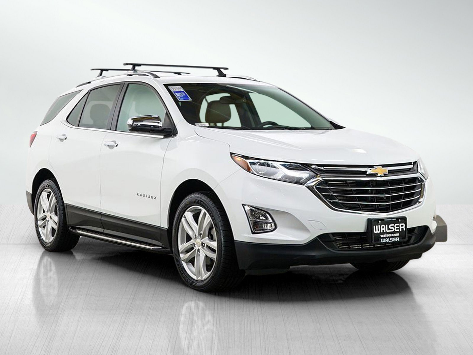 Used 2018 Chevrolet Equinox Premier w/ Infotainment II Package AWD/4WD image 8
