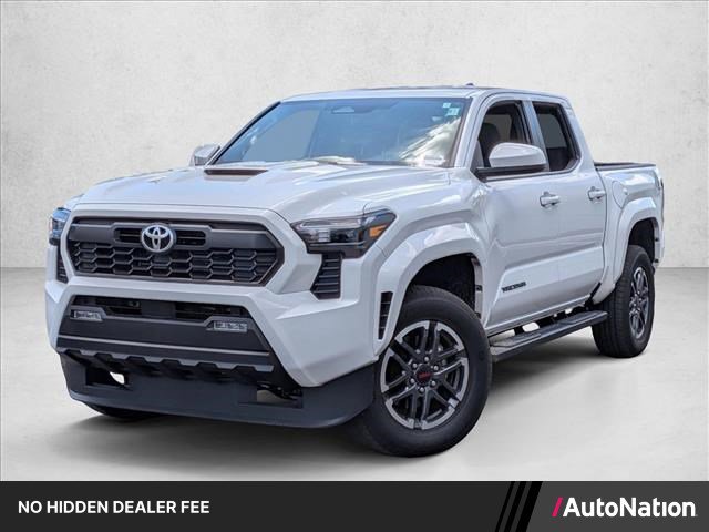 Used 2024 Toyota Tacoma TRD Sport AWD/4WD image 1