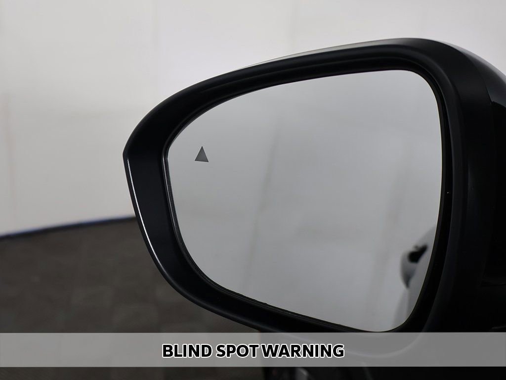 New 2025 Mitsubishi Outlander SEL image 9