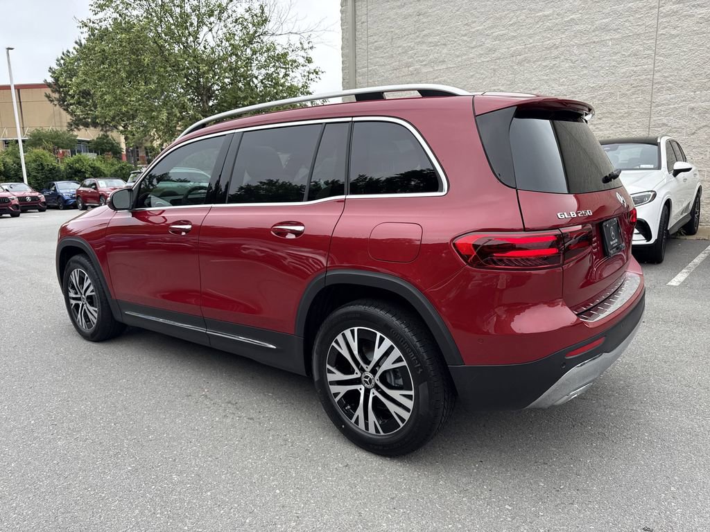 New 2025 Mercedes-Benz GLB 250 image 5
