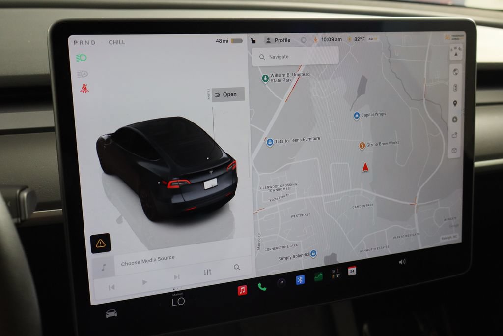 Used 2022 Tesla Model Y Performance AWD/4WD image 39