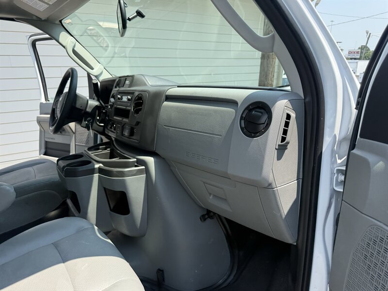 Used 2025 Ford E-450 and Econoline 450 Super Duty w/ Power Equipment Group RWD image 28