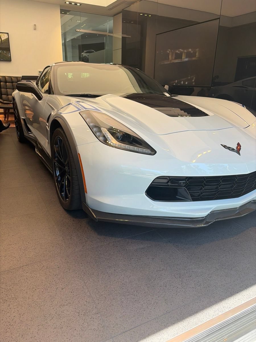 Used 2018 Chevrolet Corvette Grand Sport w/ Carbon 65 Edition RWD image 2