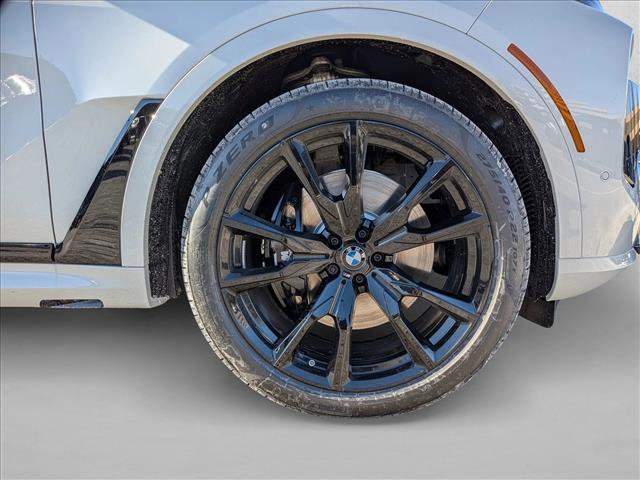New 2026 BMW X7 xDrive40i image 9