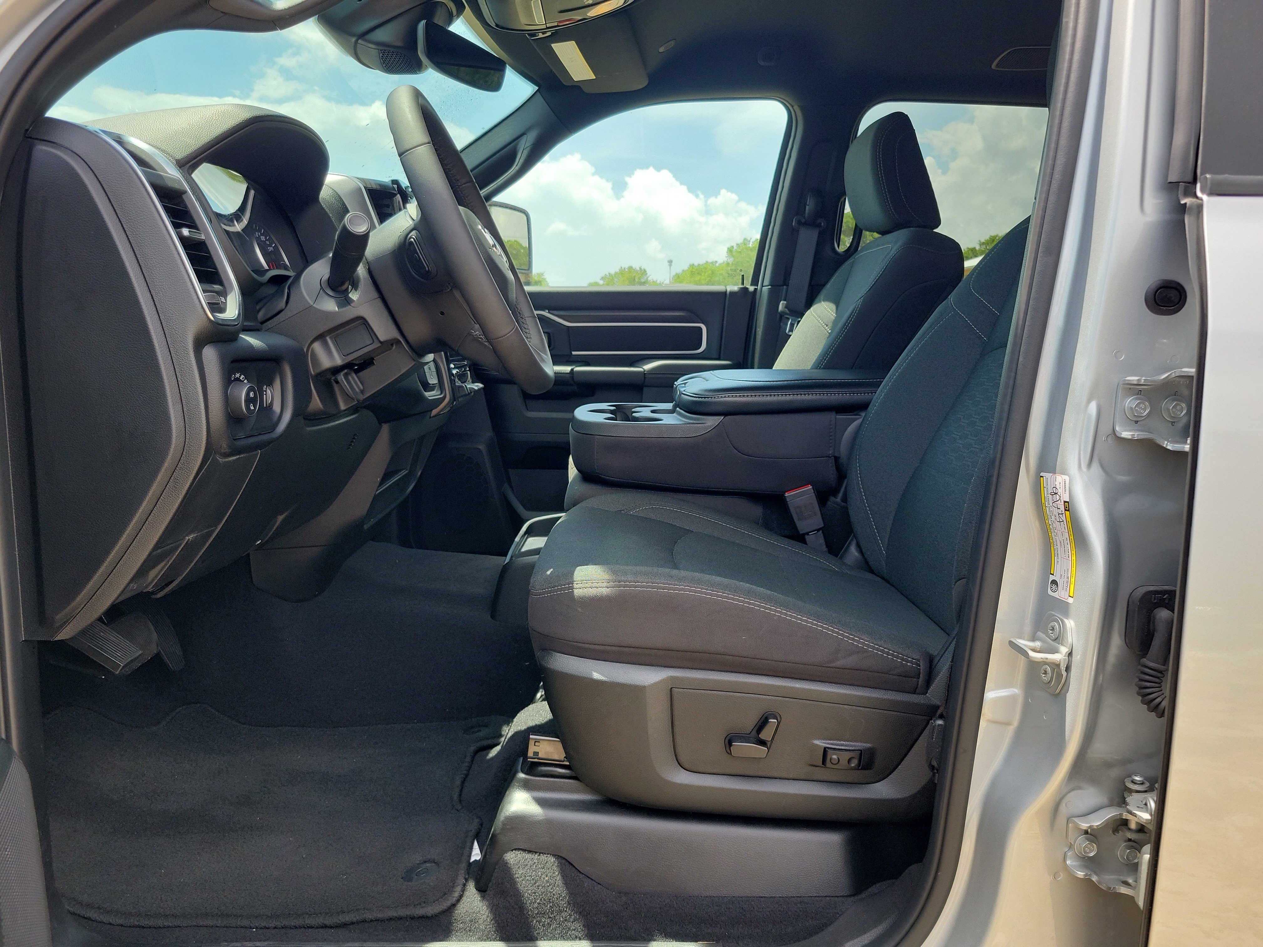 Used 2026 RAM 2500 Big Horn AWD/4WD image 12