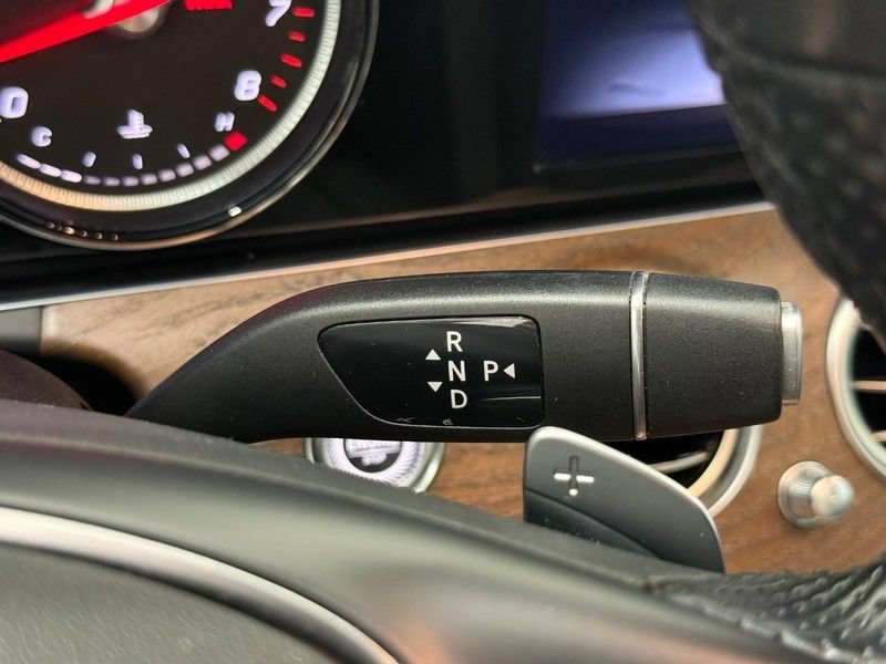 Used 2018 Mercedes-Benz E 400 4MATIC Sedan image 16