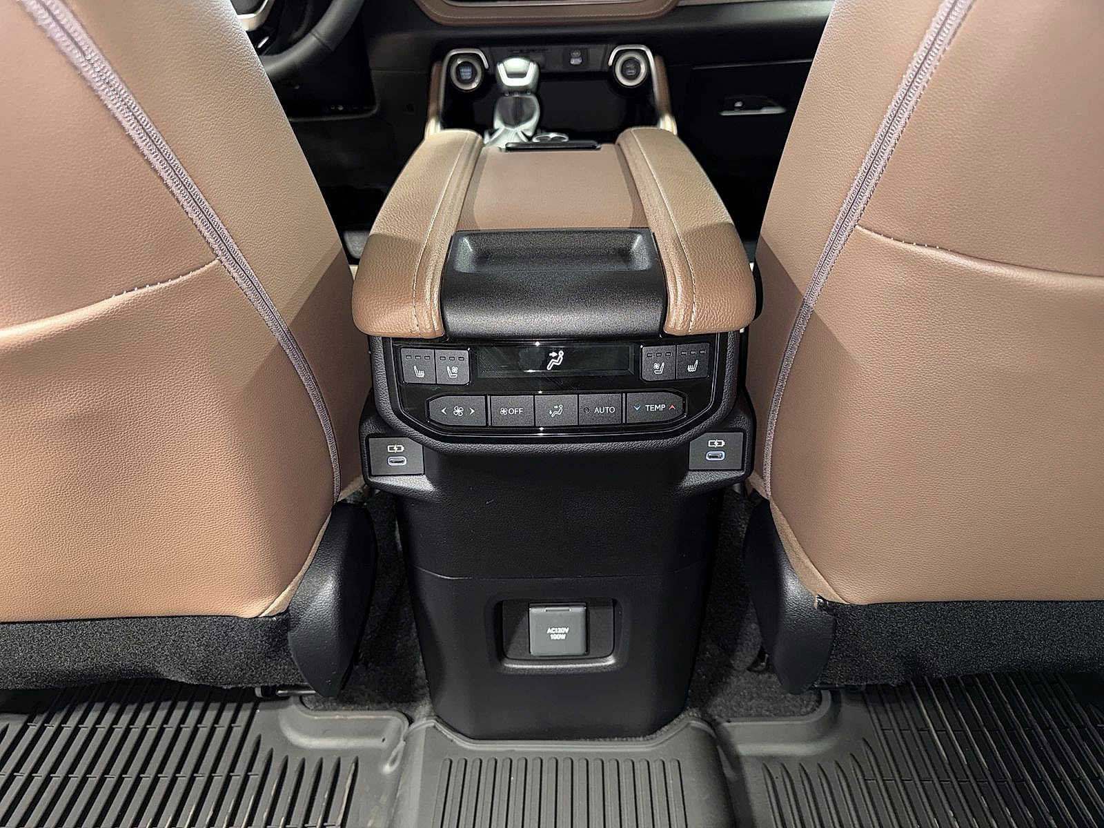 Used 2026 Toyota Grand Highlander Platinum image 31