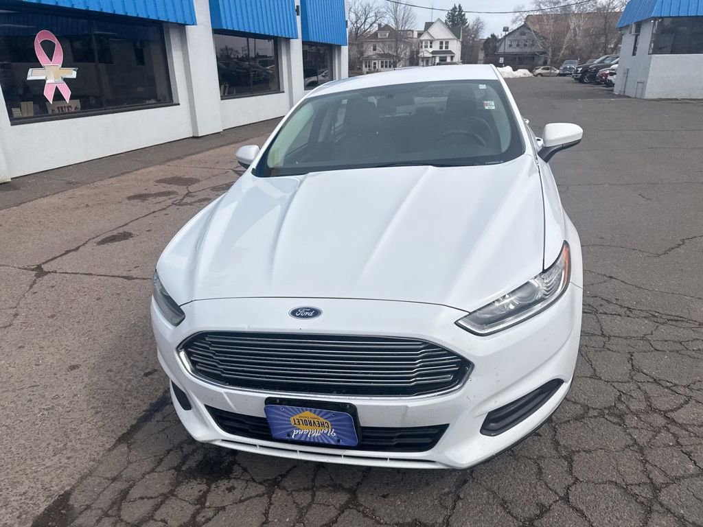 Used 2014 Ford Fusion S image 3
