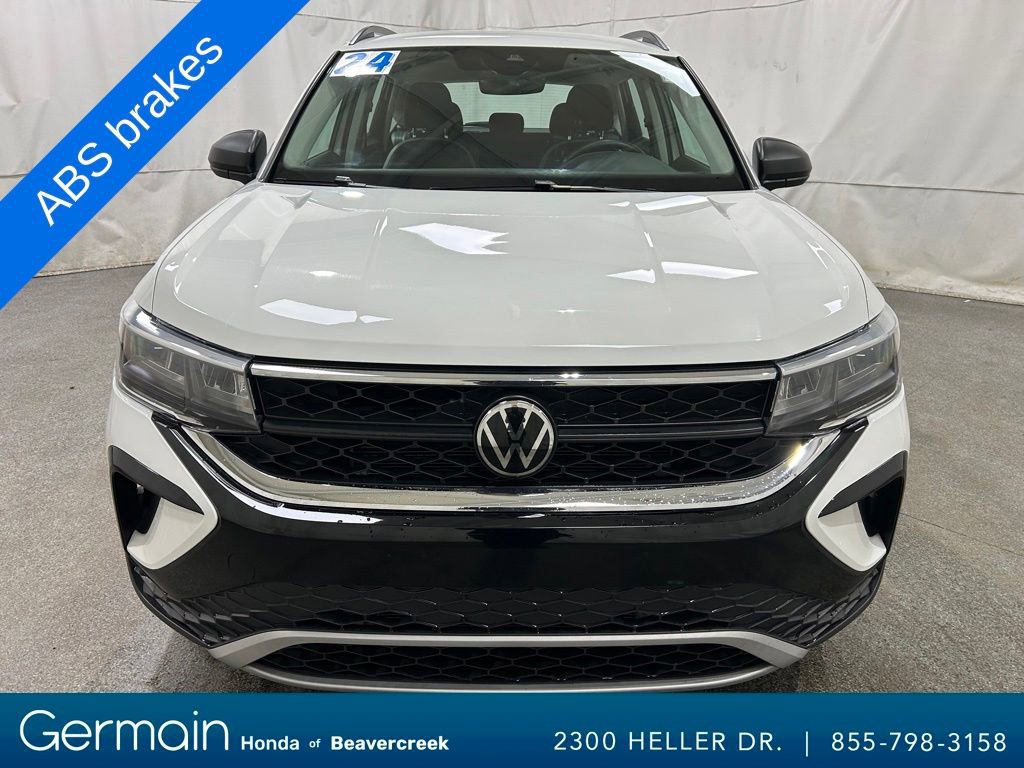 Used 2024 Volkswagen Taos S image 3
