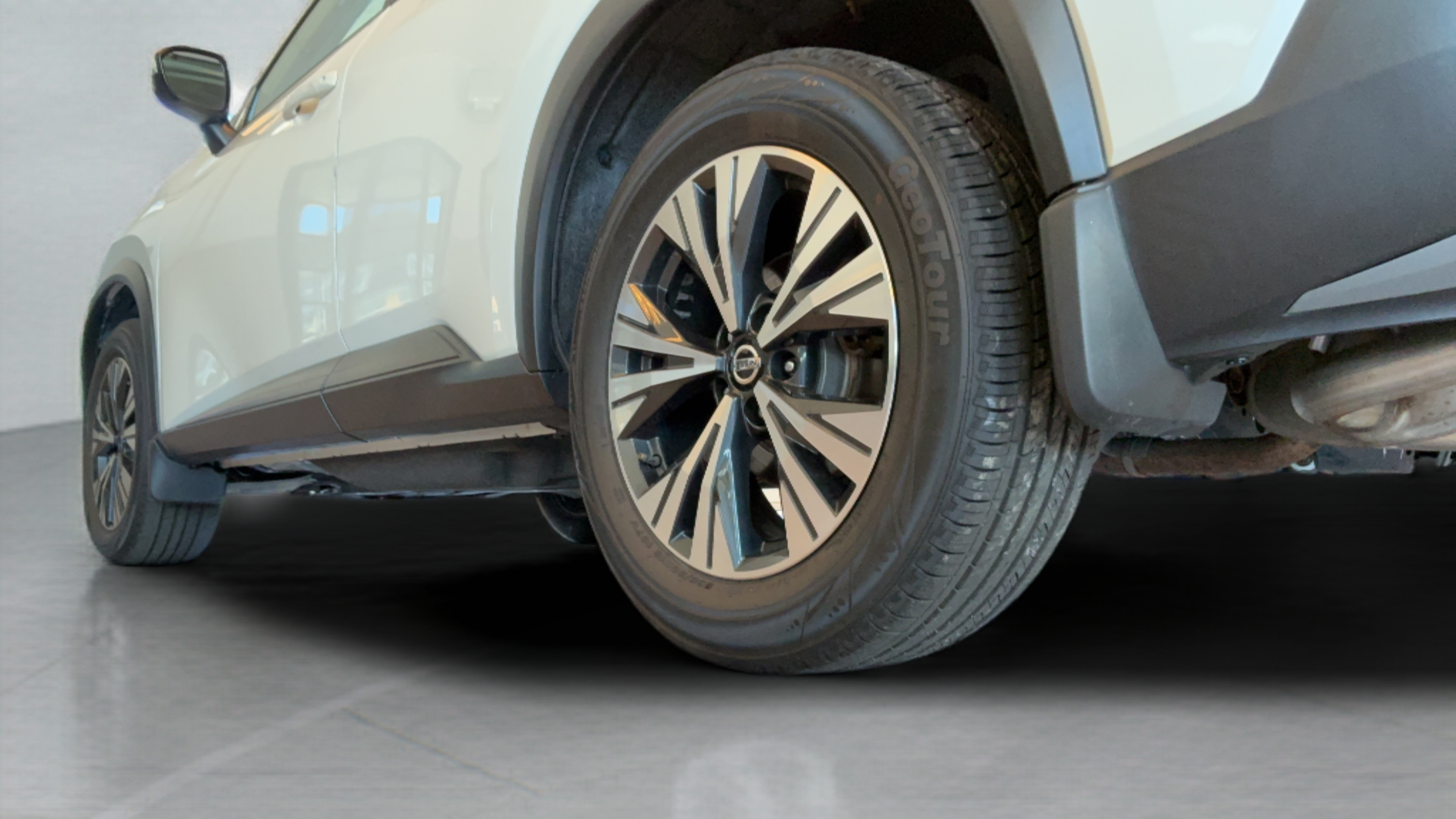 Used 2021 Nissan Rogue SV AWD/4WD image 35
