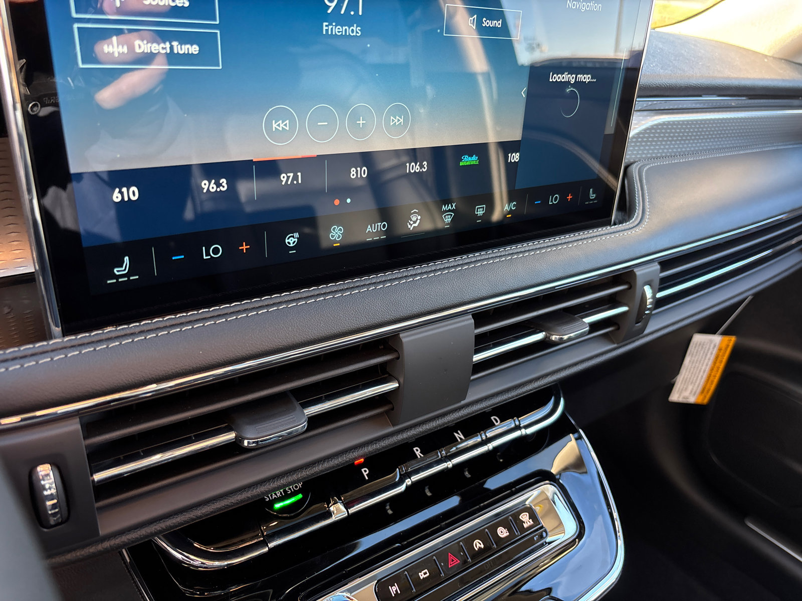 New 2026 Lincoln Corsair Reserve w/ Rear Removable Package Tray image 21