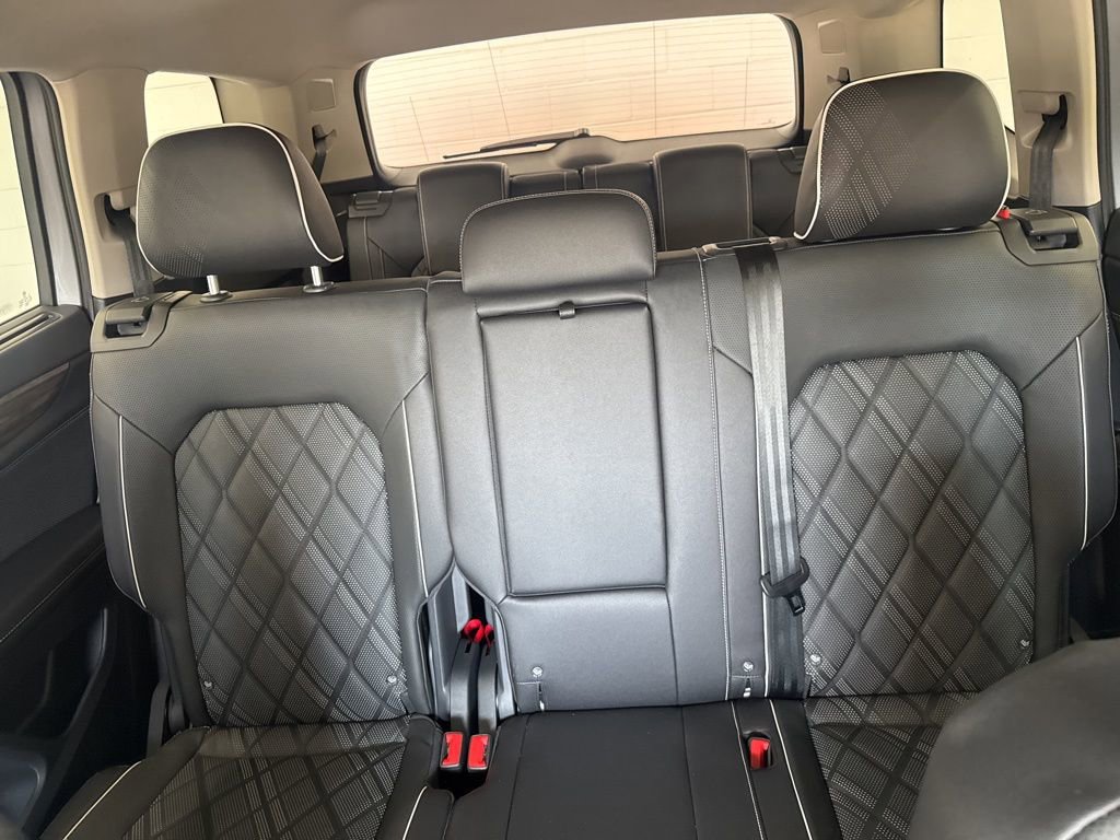 New 2026 Volkswagen Atlas SEL Premium R-Line image 28