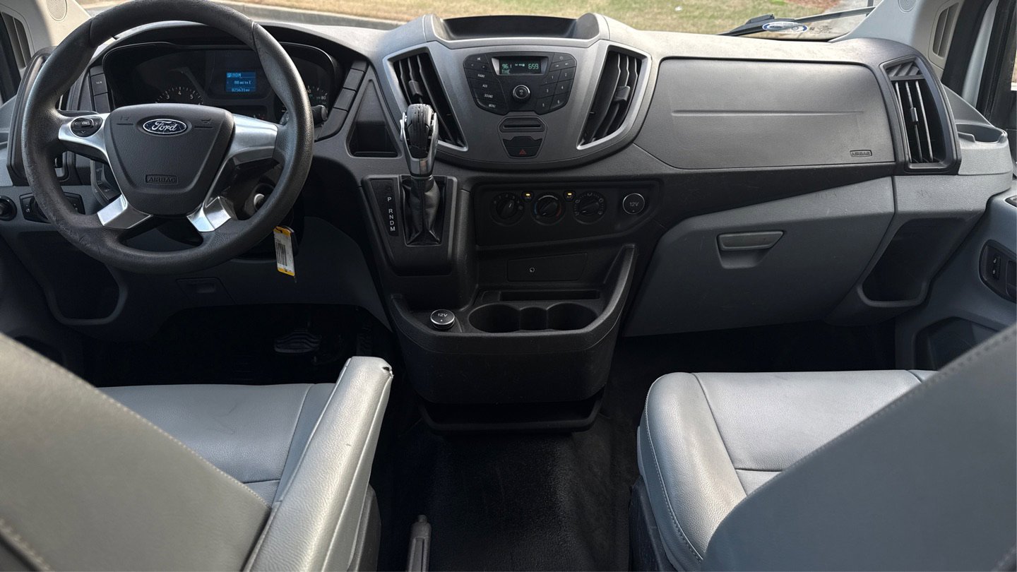 Used 2017 Ford Transit 350 XL image 21