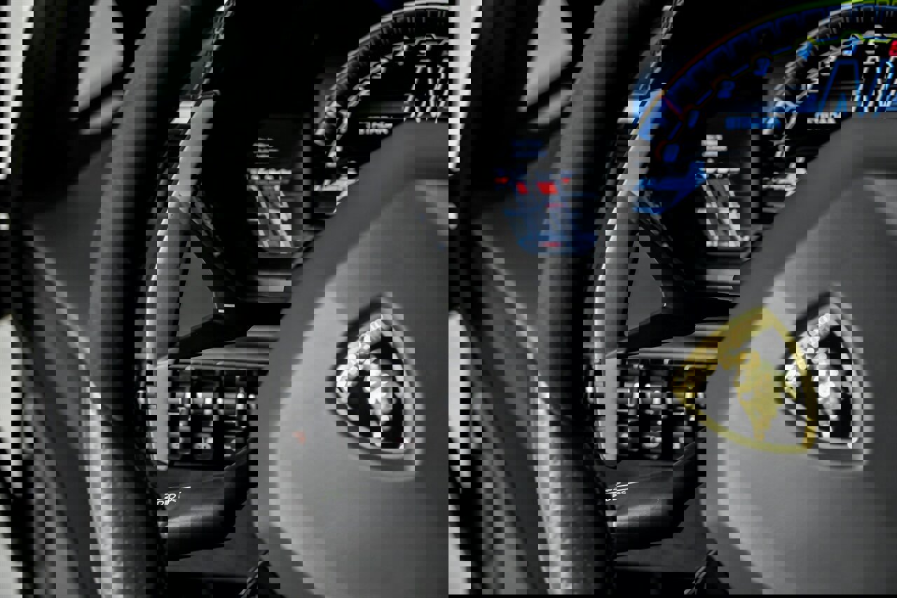 Used 2019 Lamborghini Aventador SVJ image 37