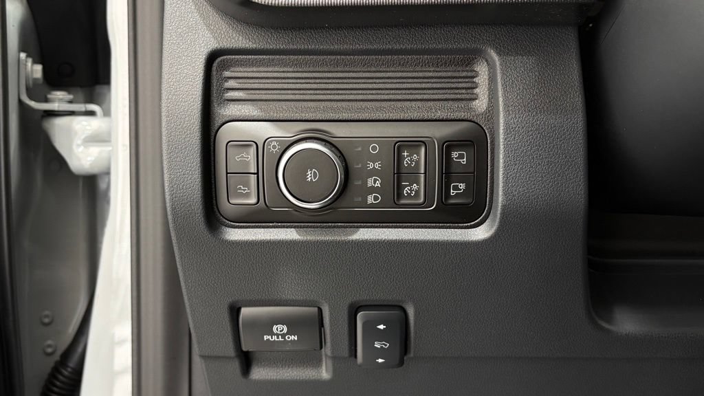New 2026 Ford F250 Platinum AWD/4WD image 35
