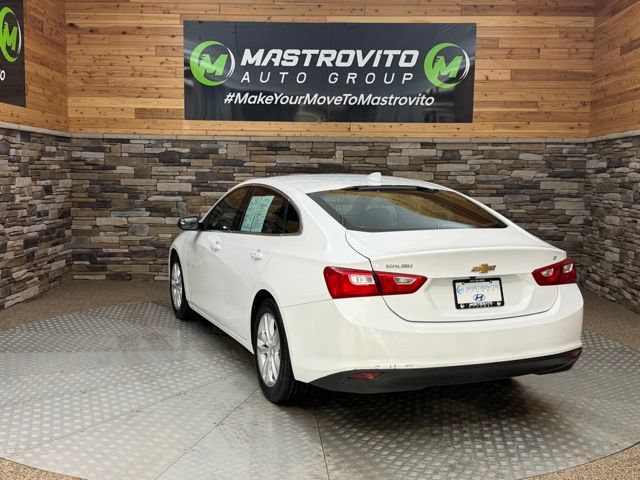 Used 2016 Chevrolet Malibu LT w/ Leather Package FWD image 8