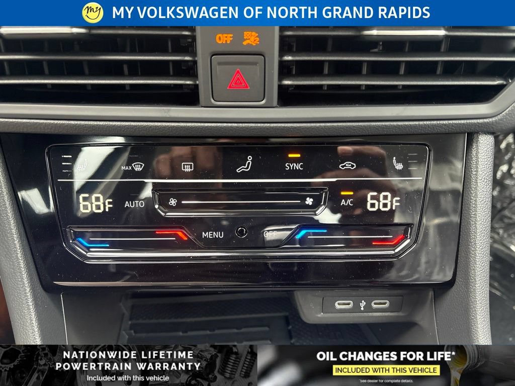 New 2026 Volkswagen Jetta SE FWD image 17