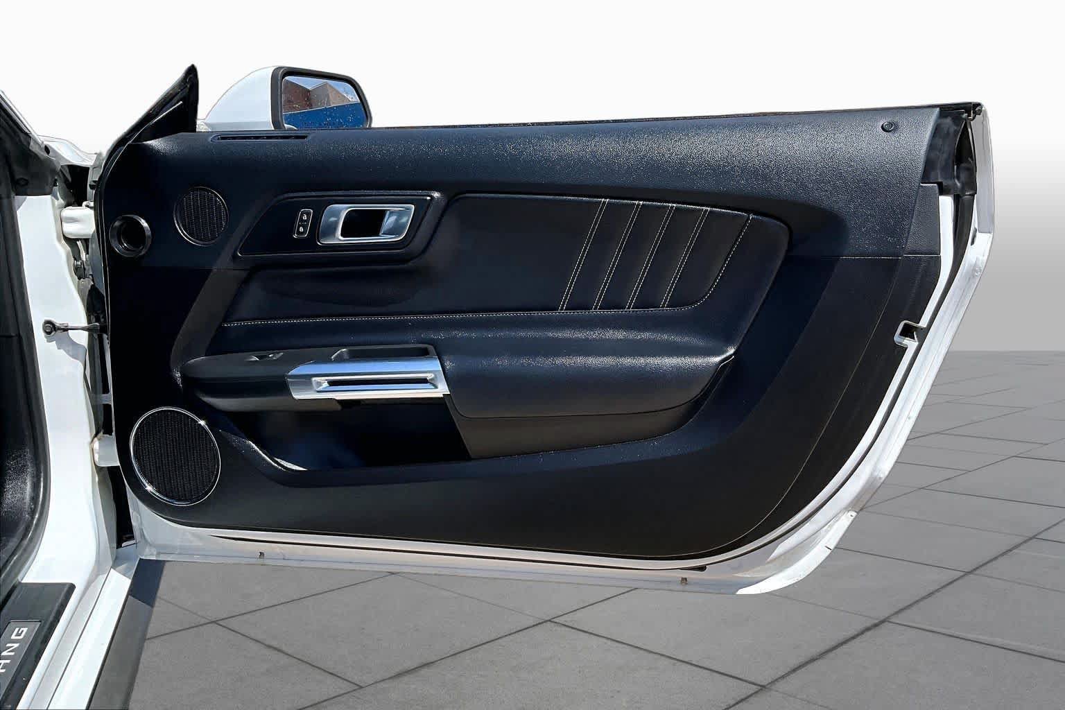 Used 2022 Ford Mustang Premium RWD image 21