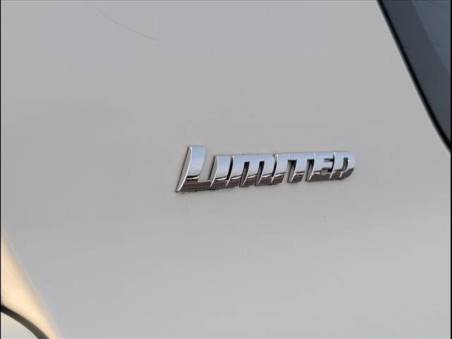 Used 2023 Toyota 4Runner Limited image 18