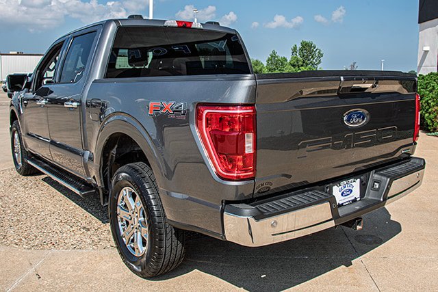 Used 2021 Ford F150 XLT w/ Equipment Group 302A High AWD/4WD image 3