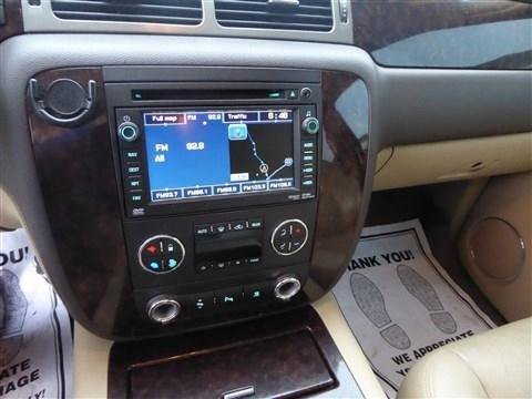 Used 2011 GMC Yukon Denali image 10