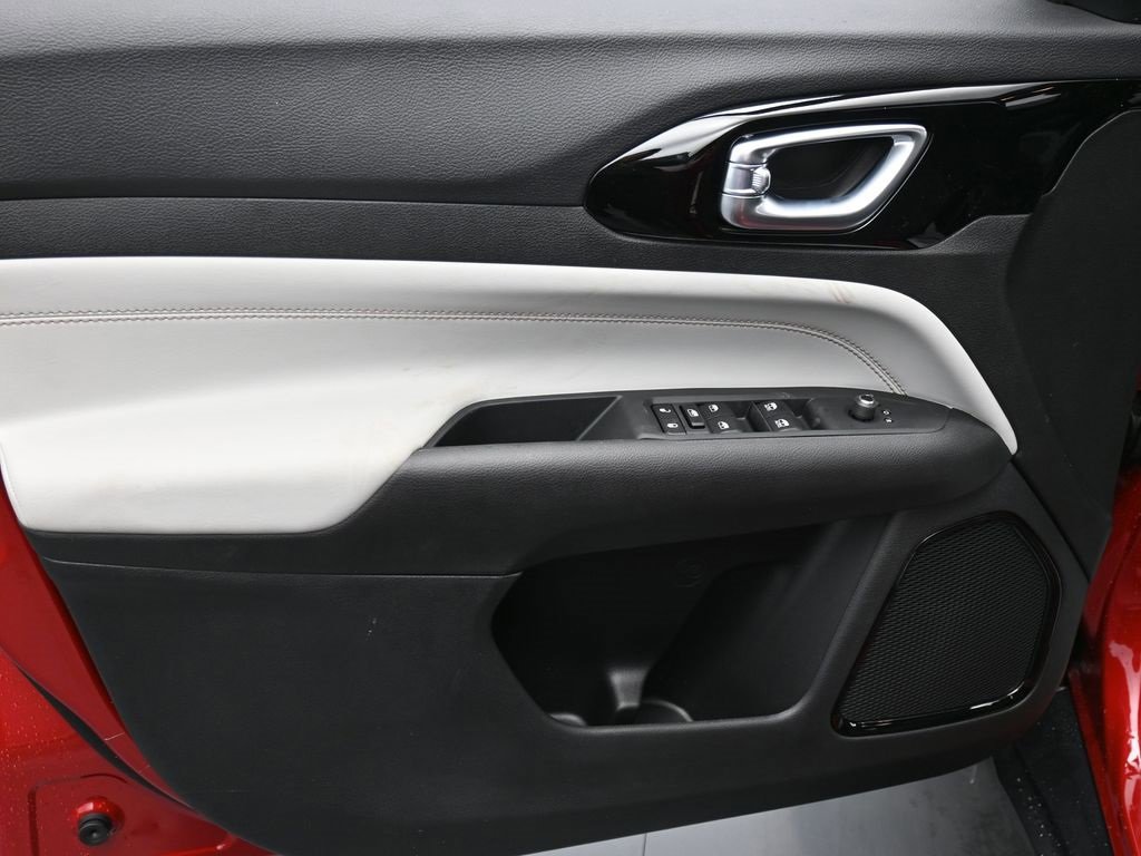 New 2026 Jeep Compass Limited image 9