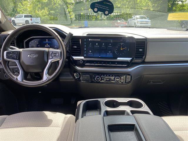 Certified 2026 Chevrolet Silverado 1500 RST AWD/4WD image 36