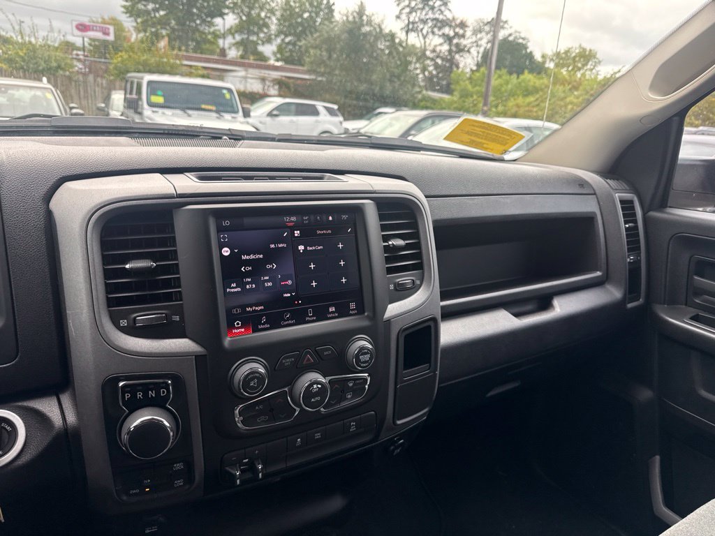 Used 2022 RAM 1500 Express w/ Wheel & Sound Group AWD/4WD image 10